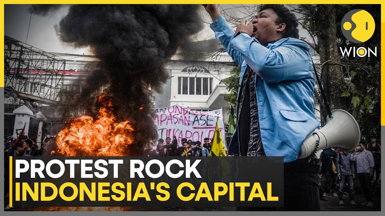 Indonesia Protest: Hundreds Of Students Stage Protest In Front Of Parliament Building | WION