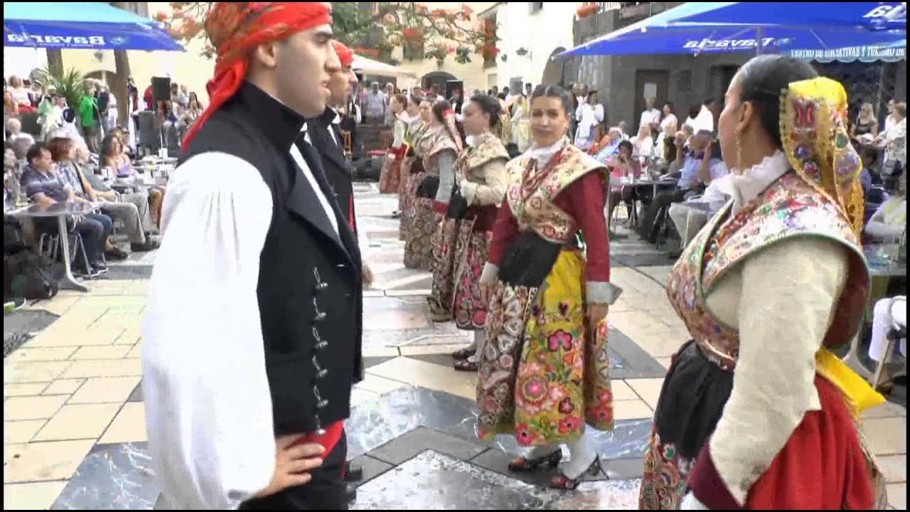 GRUPO DE DANZAS Dª. URRACA. ZAMORA. CON 
