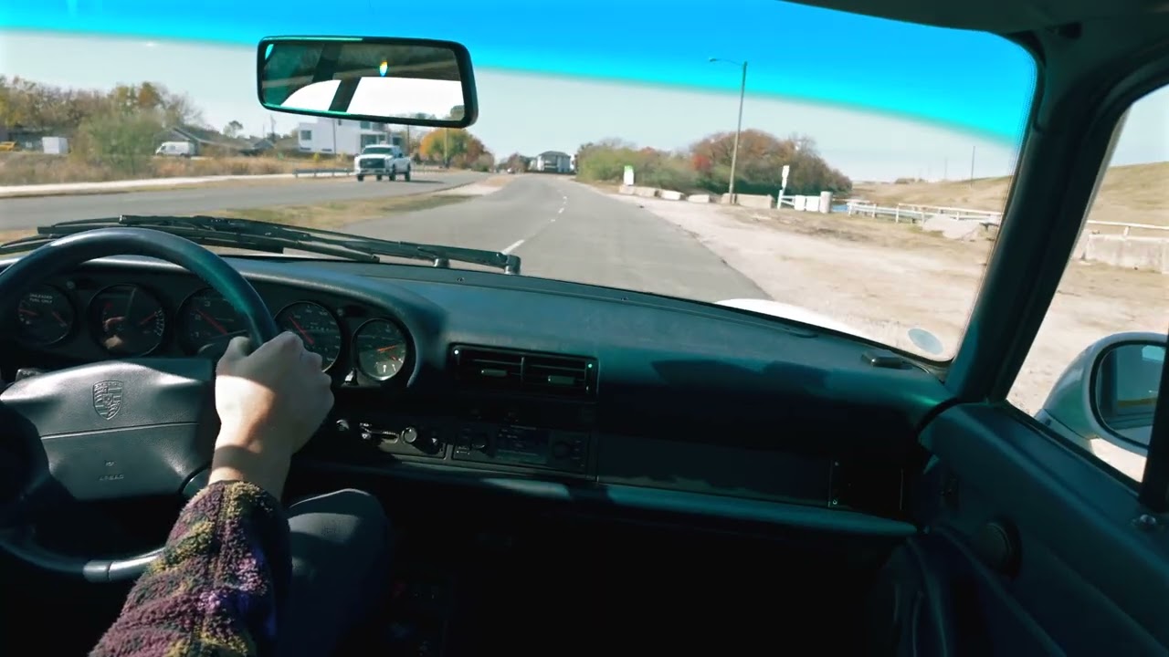 1995 Porsche 911 Carrera - Driving