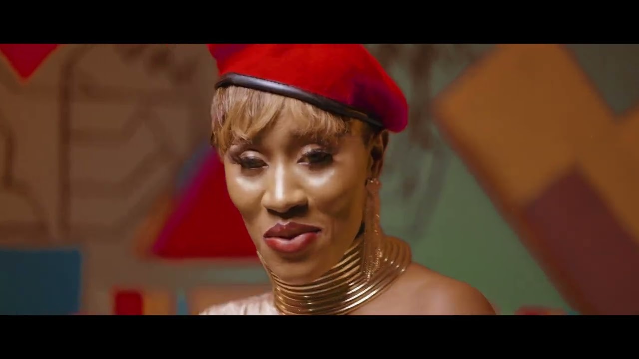 AHD FEAT JOHANNA BARRY – Mi Soussata (Clip Officiel)