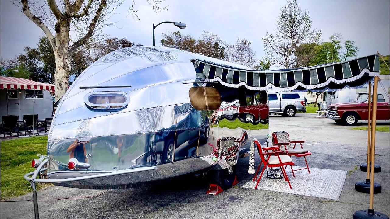 tour of the 1935 Bowlus Roadchief!