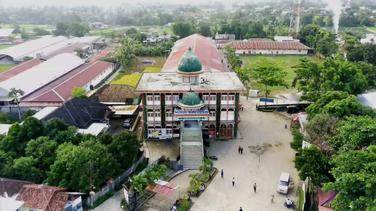 ponpes Nurul Haramain NWDI Narmada Lombok Barat NTB.