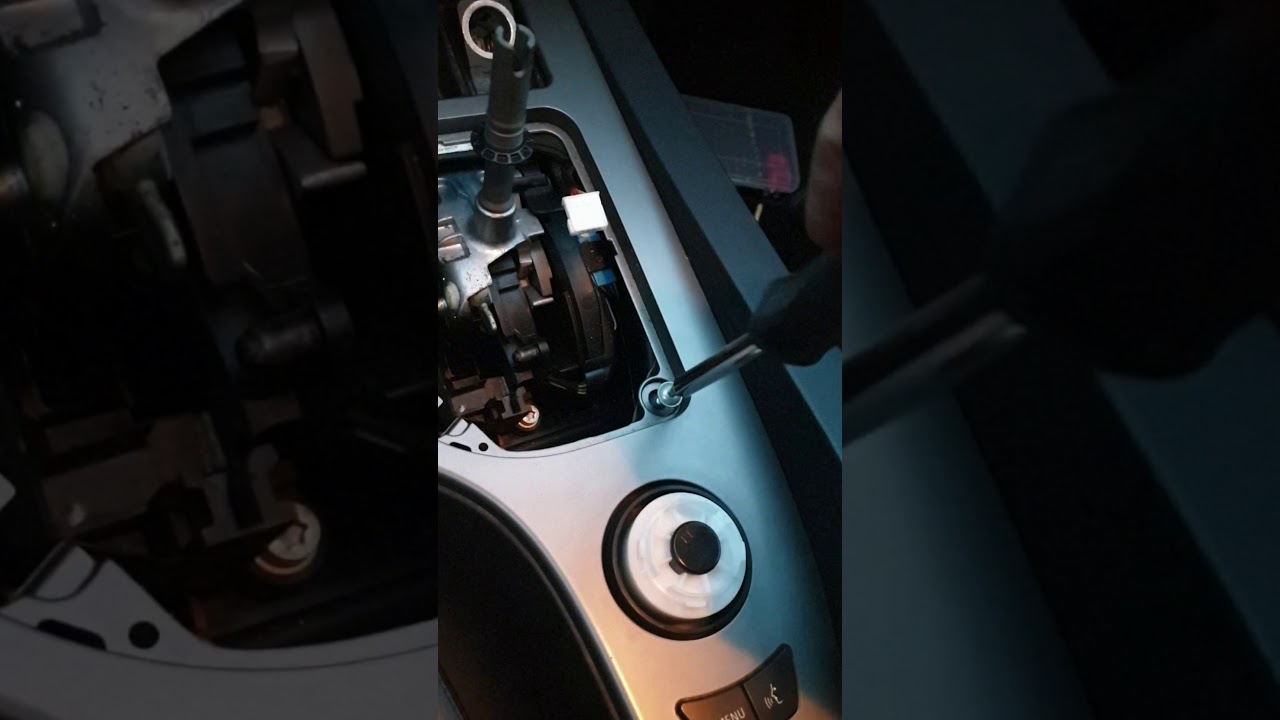 BMW 5er e60 - e60 - e90 Aschenbecher / Klappe reparatur/ Mittelkonsole öffnen/ ausbauen
