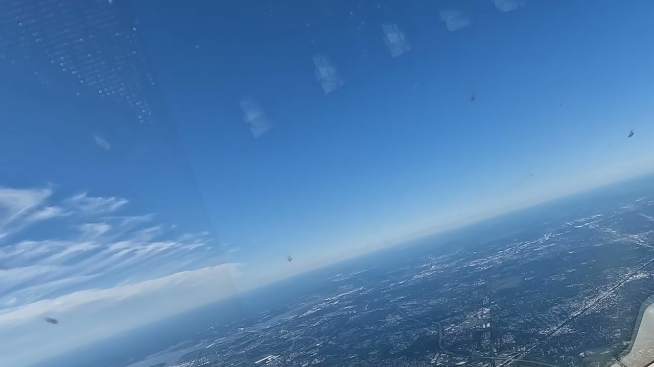 Bombardier Challenger 350 departure from Teterboro (TEB) Runway 1 (KLM)