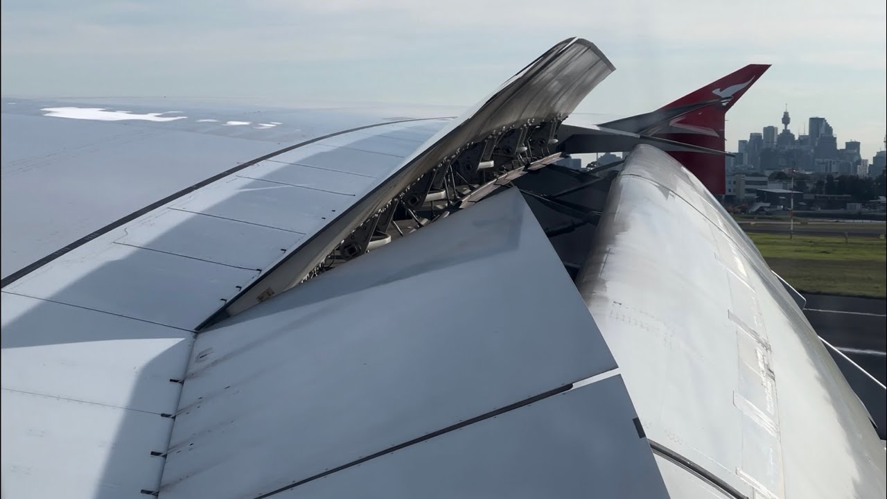 A380 Flight Surfaces in Action - Qantas Airbus A380 Landing in Sydney