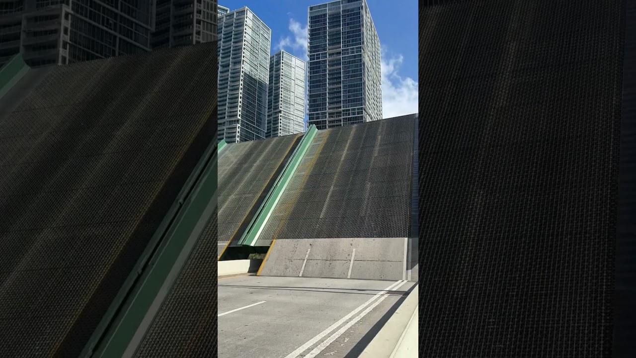 Bridge lift Miami Downtown 