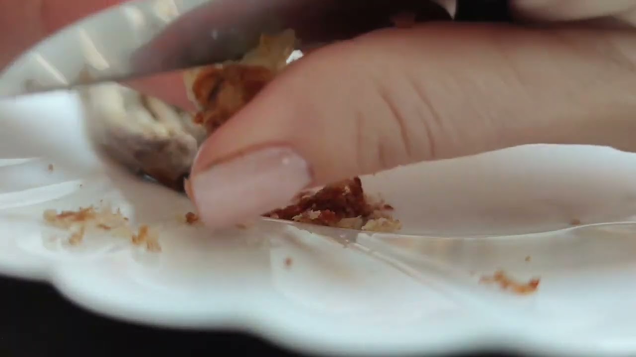 Popiół z kości biochar w ogrodzie. Czym jest popiół kostny? Jak przygotować? Jak stosować w glebie?