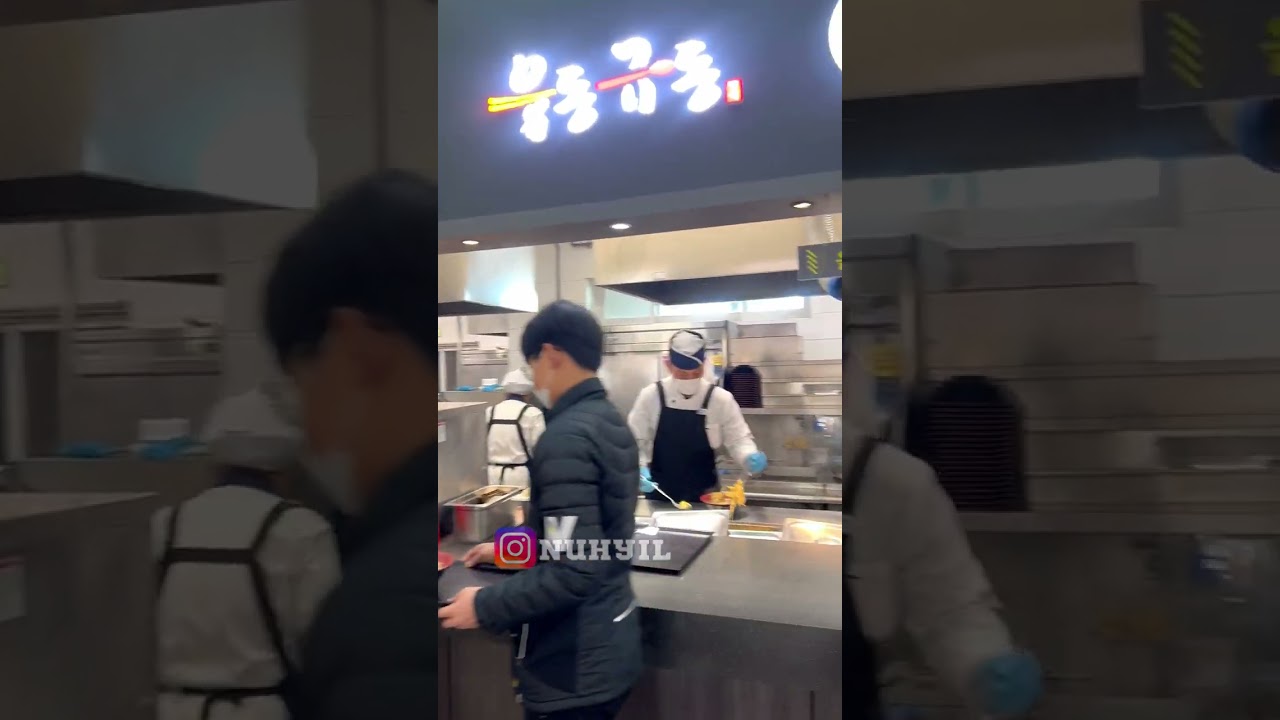 Clean and Hygienic Restaurants in Korea #nuhyil #malayalamshorts #korea #koreanshorts #koreanshorts