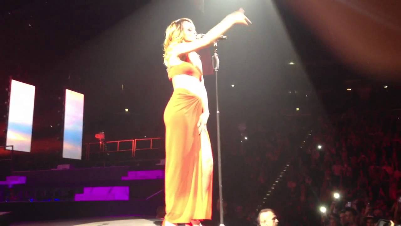 Rihanna - Take a Bow (Live in Köln 26/06/13)