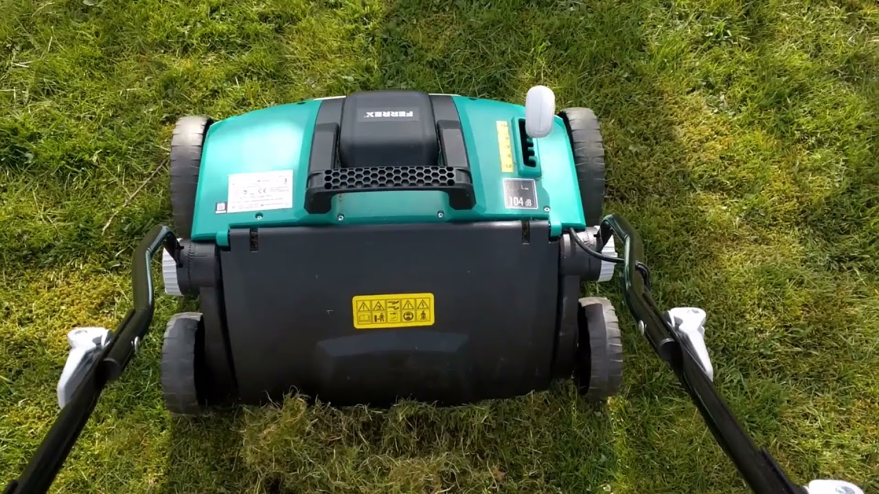 Aldi Ferrex Lawn Scarifier - Scarify to remove moss and thatch - Spring time