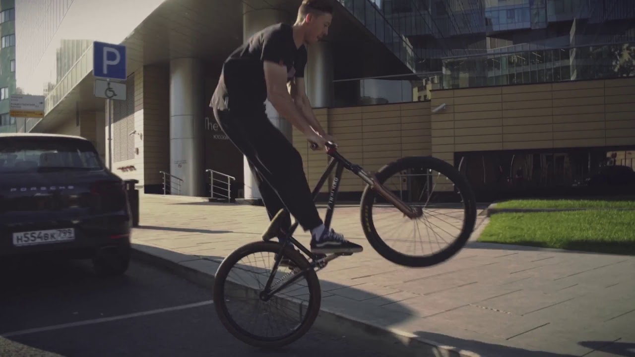 Alexey Sinayko Full street version