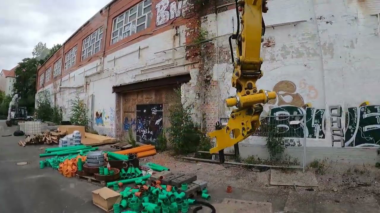 Erstes Mal Palettengabel am Liebherr Rail 922, Tiltrotator/ EVAG/ Schillerstraße/ Mobilbagger