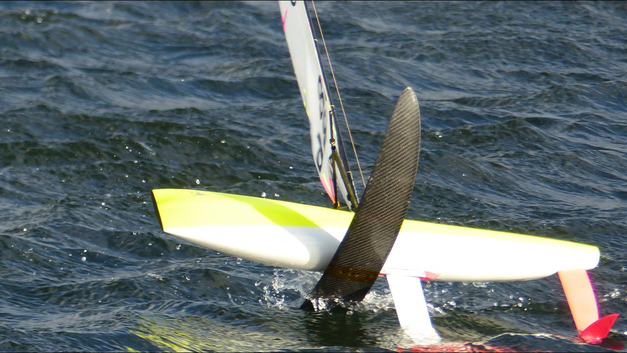 RG65 foiling closeups (RC sailing and foiling)