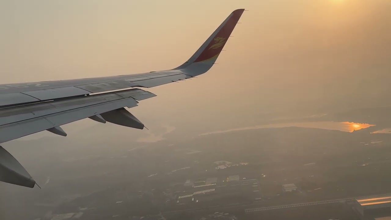 Capital Airlines A321SL Taking off from Guangzhou Baiyun International Airport