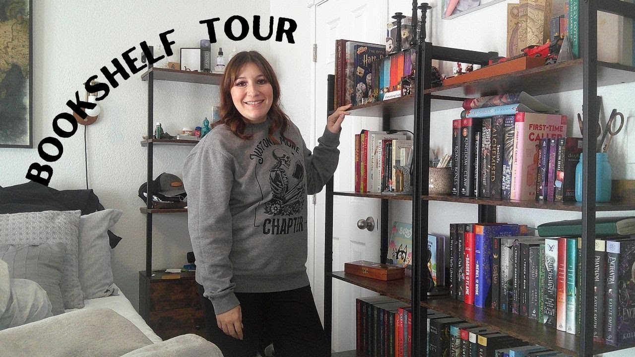 Bookshelf Tour!! 📚🤩