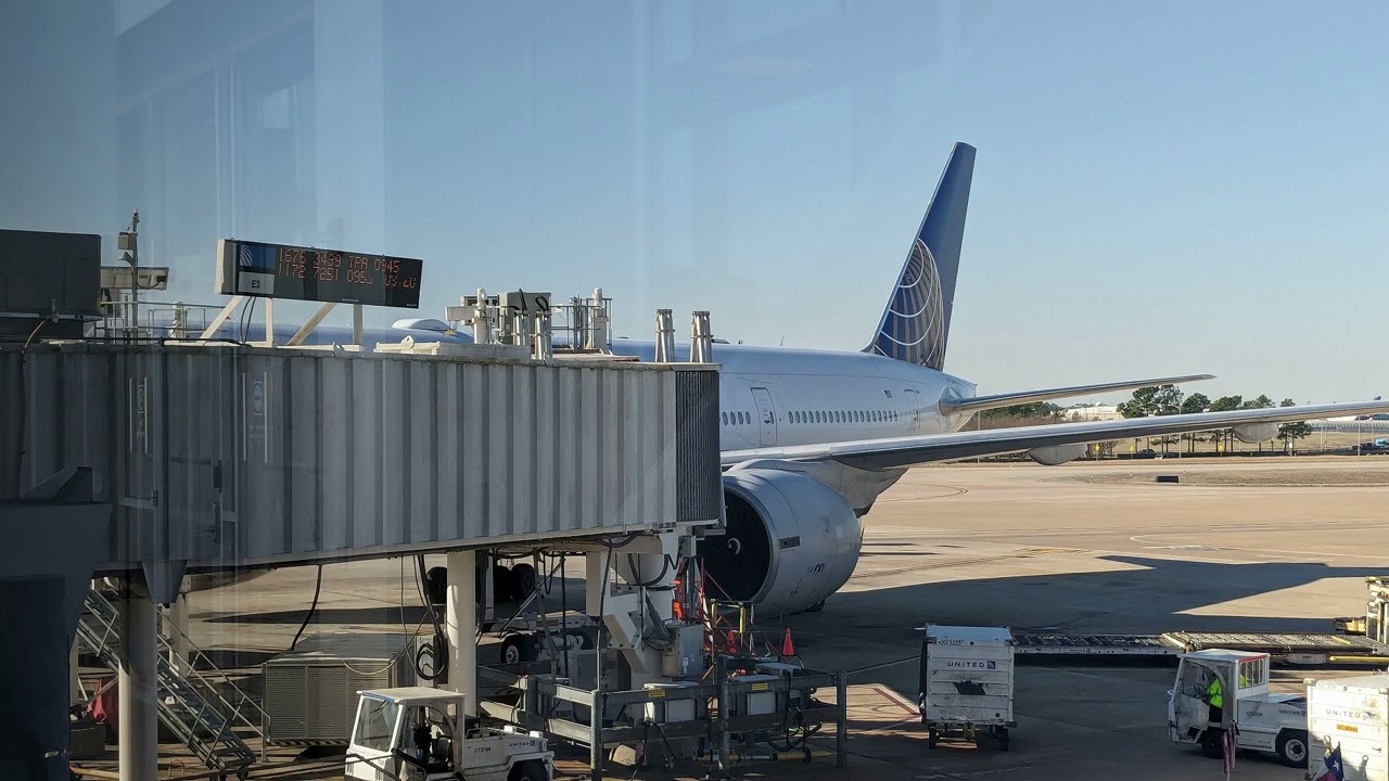 02/18/2024 United Airlines 7 Inflight Announcement: Houston - Tokyo Narita | ユナイテッド航空 7便 機内アナウンス