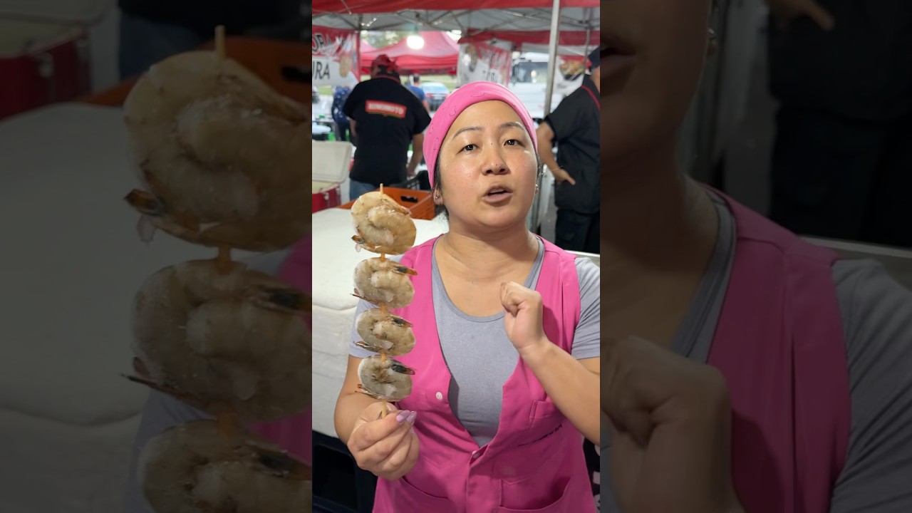 ESPETO DE CAMAR&Atilde;O GIGANTE, TEMPUR&Aacute; E YAKISOBA NA FEIRA NOTURNA DE BARUERI!  #camar&atilde;o #comida #dicas