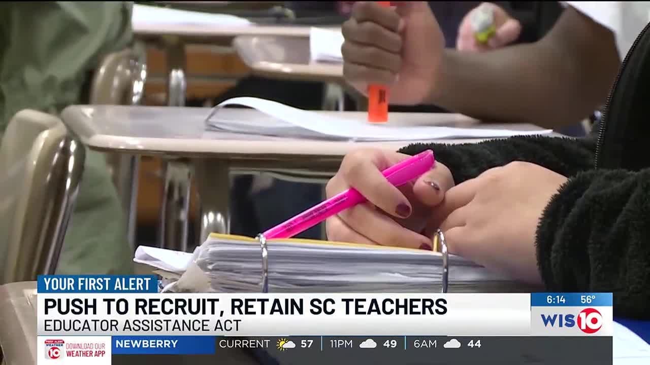 Bill aims to fix SC teacher contracts, reduce burdensome requirements
