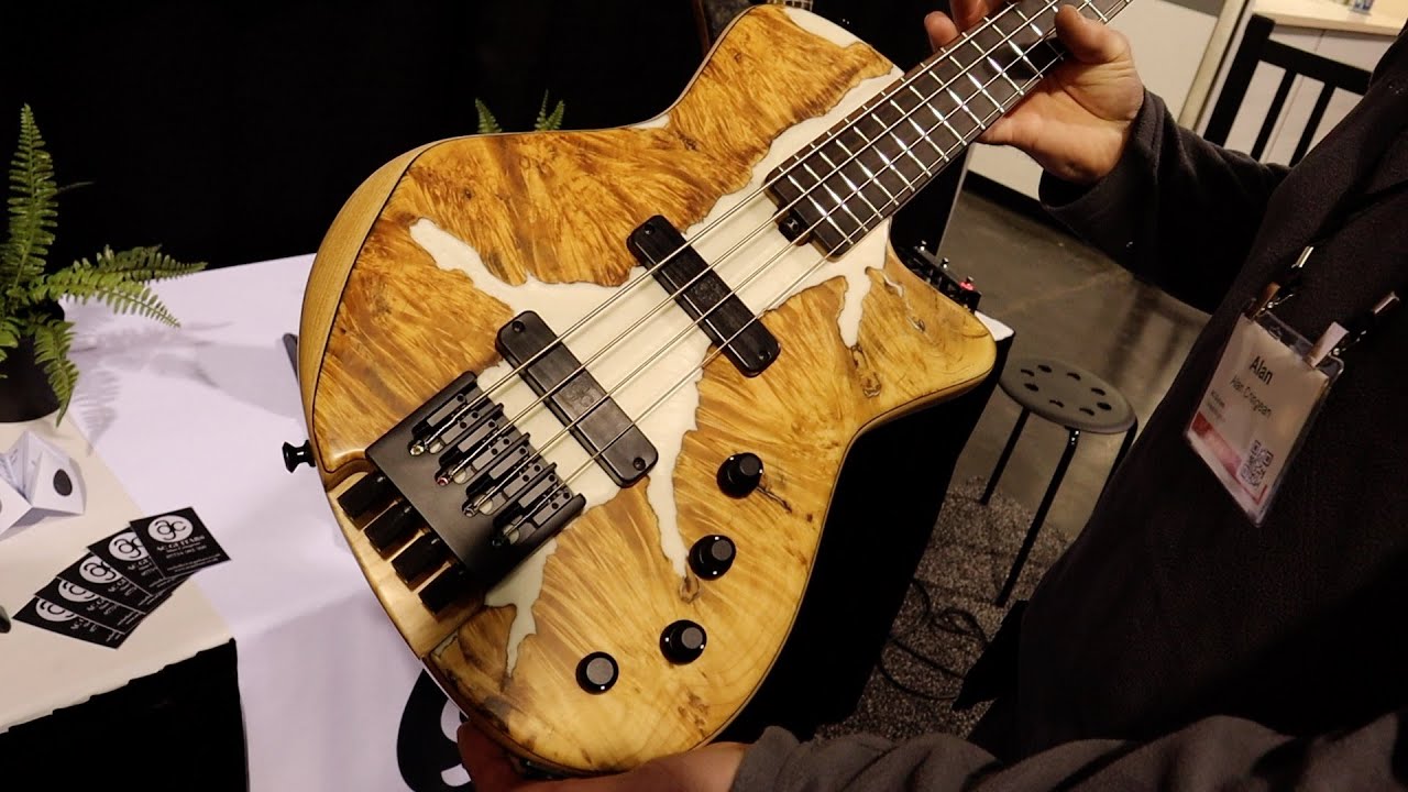 NAMM 2025 - AC Guitars