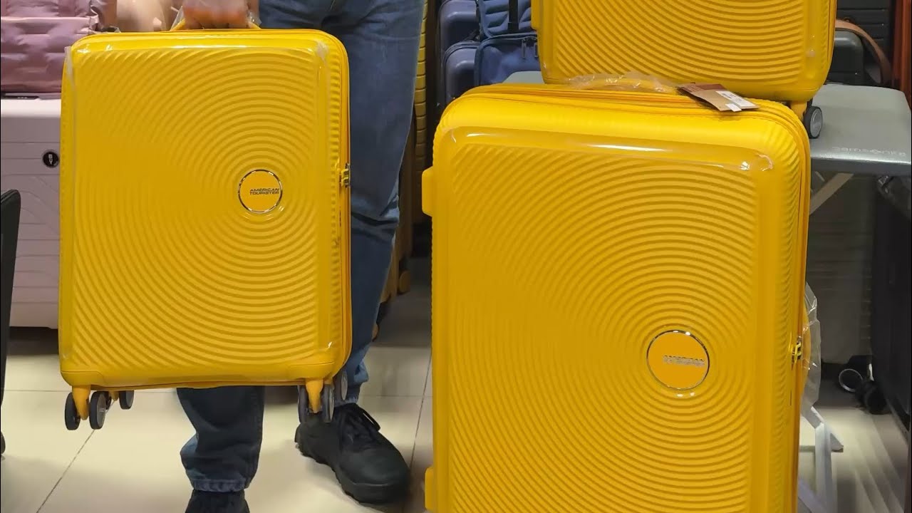 Валіза American Tourister Soundbox - з розширенням та міцним поліпропіленом