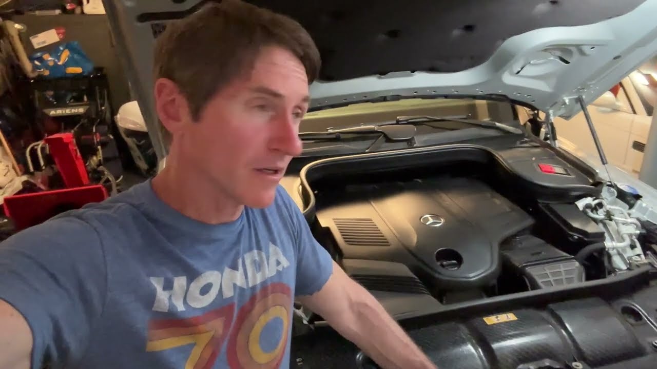 How to Remove the Engine Cover from a Mercedes Benz GLS450 - 2020 - 2025 (X167)
