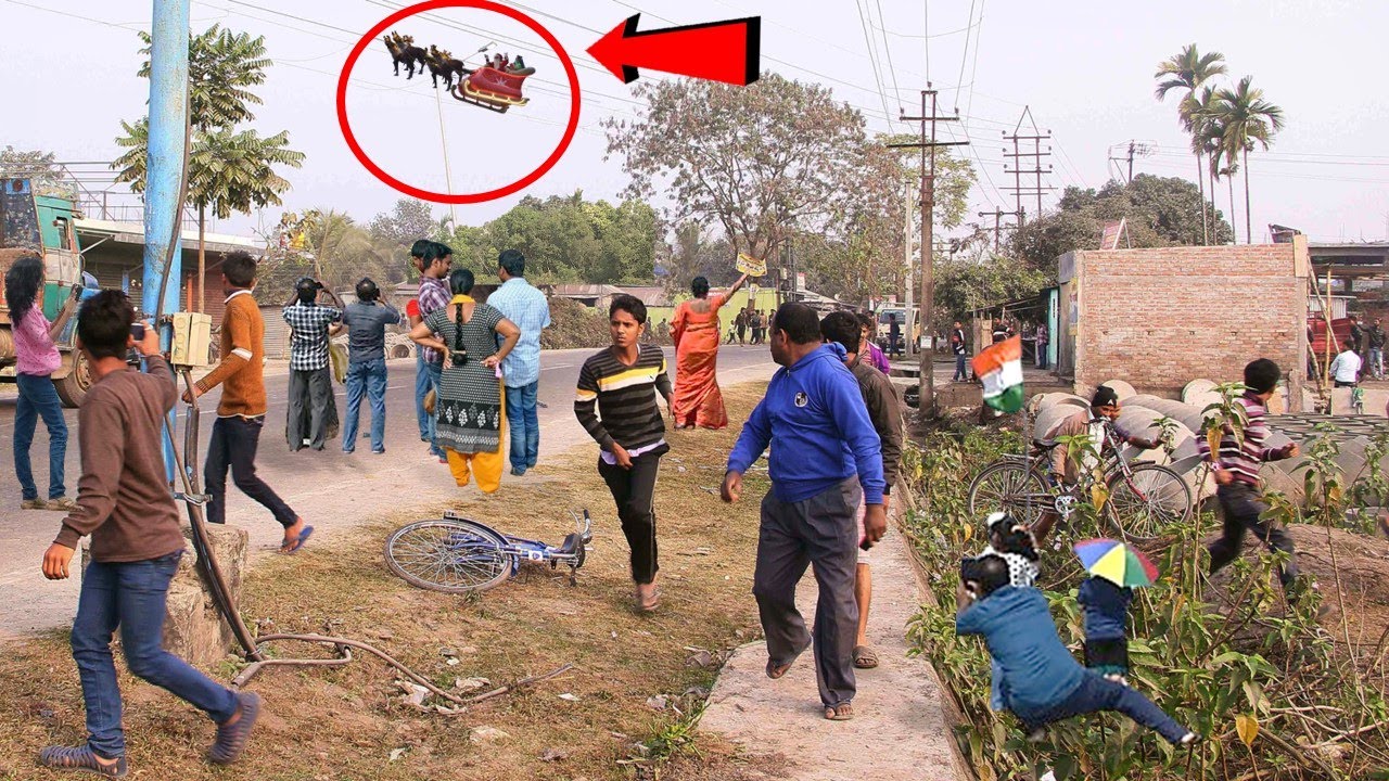 चमत्कार  ! आसमान में दिखे असली Santa Claus (सांता क्लोज़ ) Real Santa Caught On Camera Christmas 2023