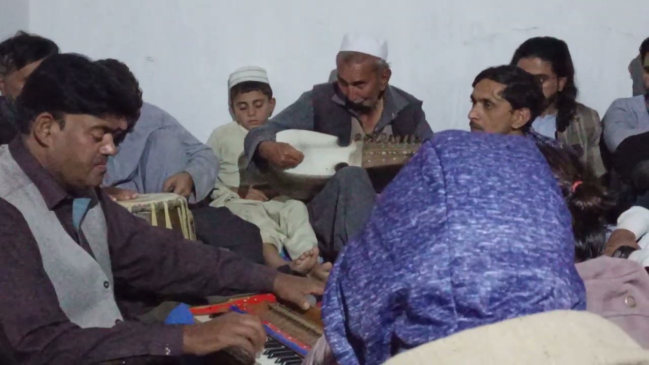 rashei sapa pakha she sta yadoona lewanee. Shoukat -ayaz Shahnawaz Ustad-