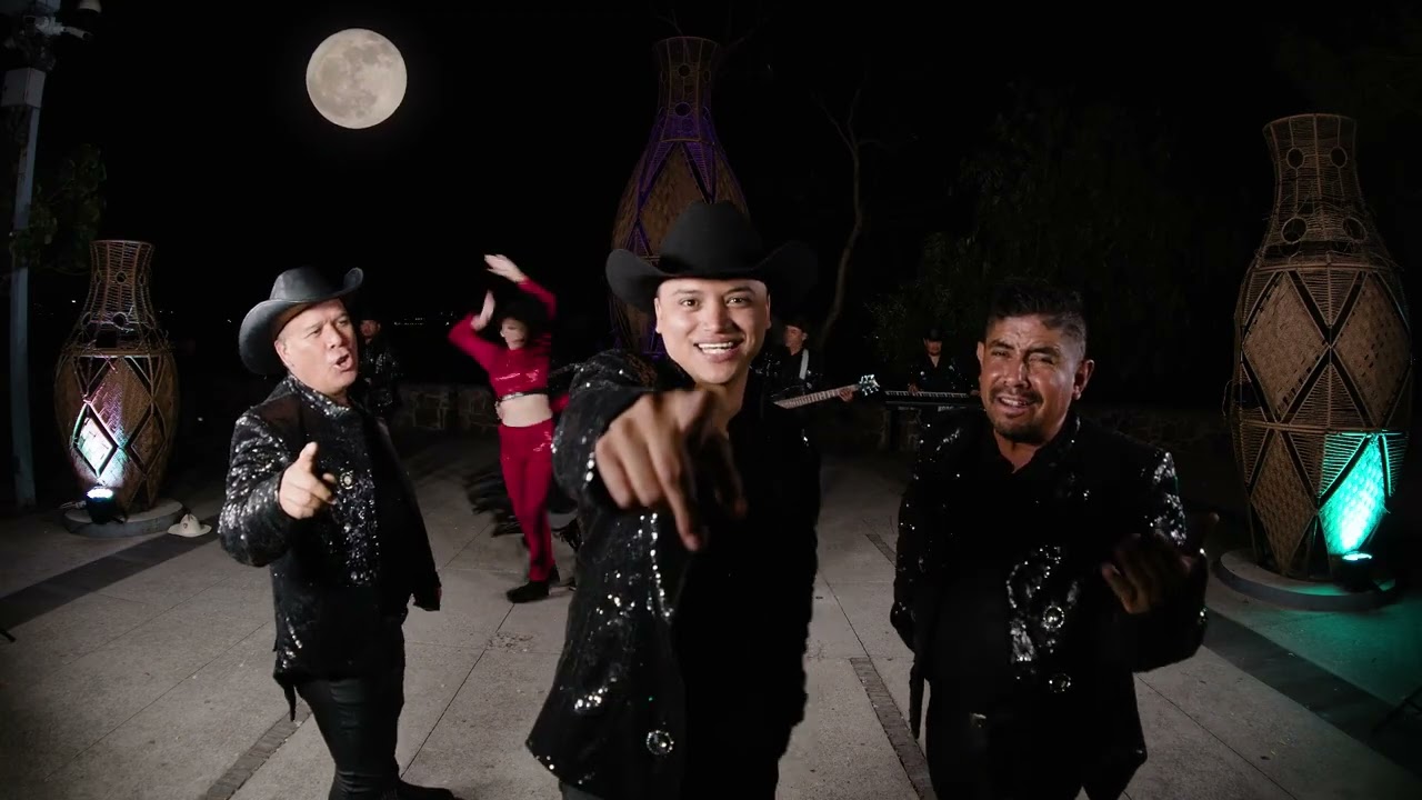 Video Oficial LA NENA Y LUNA LLENA