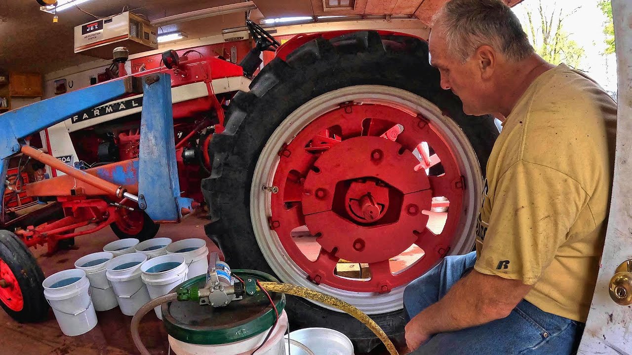 Приключения в магазине Farmall 504 начинаются + Ферма с животными