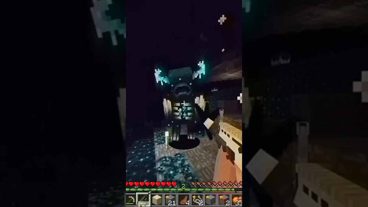 Warden vs a gun #minecraft #warden #minecraftmemes #horror