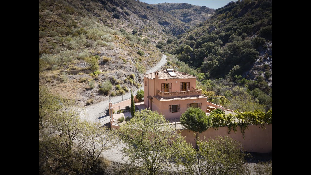 SOLD  Well presented Country House  In The Alpujarras-Torvizc&oacute;n.