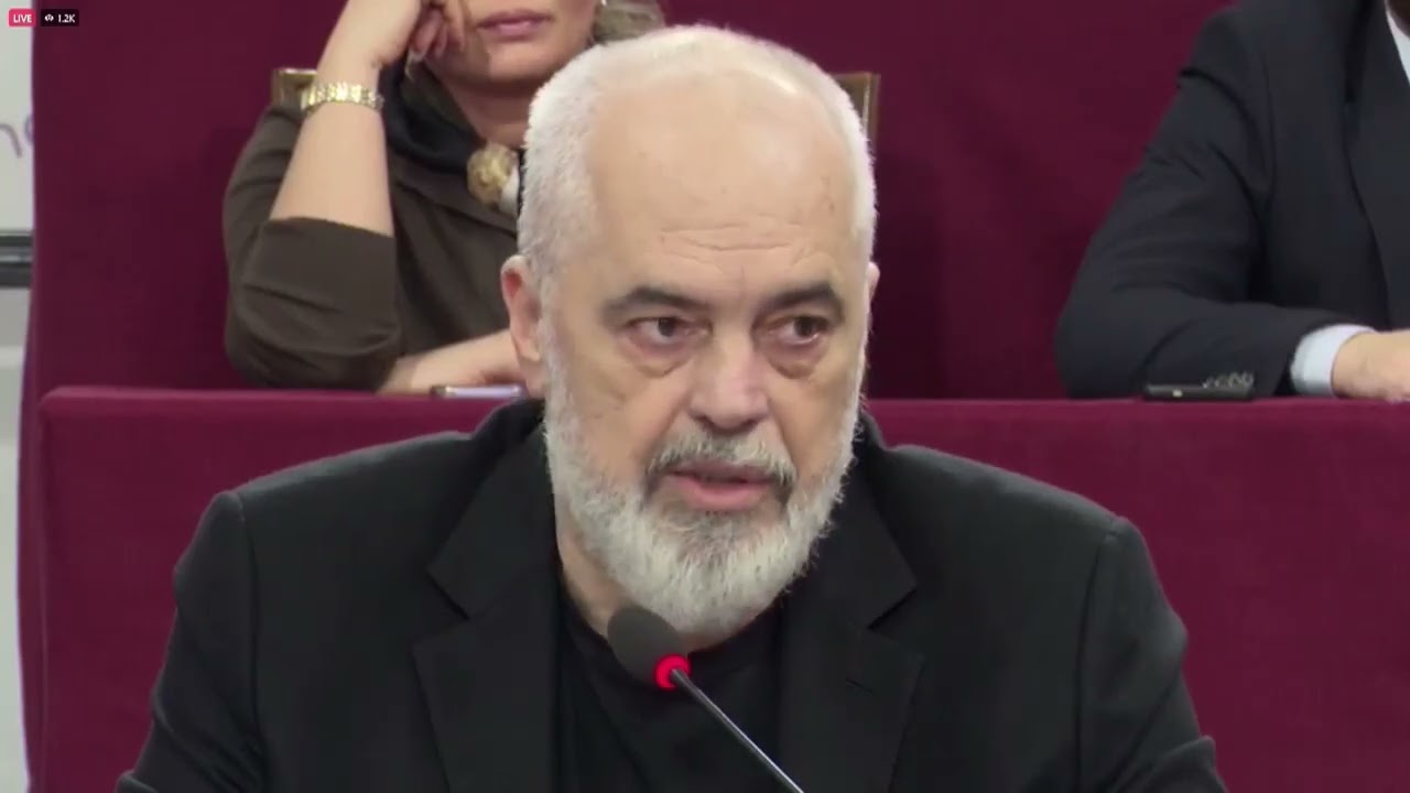 Tv Klan - McAllister: Politika t&euml; mos nd&euml;rhyj&euml; te drejt&euml;sia