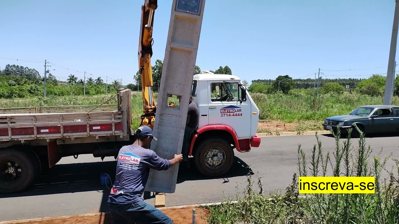 colocando poste padrao pra iniciar minha obra (oficina maior)