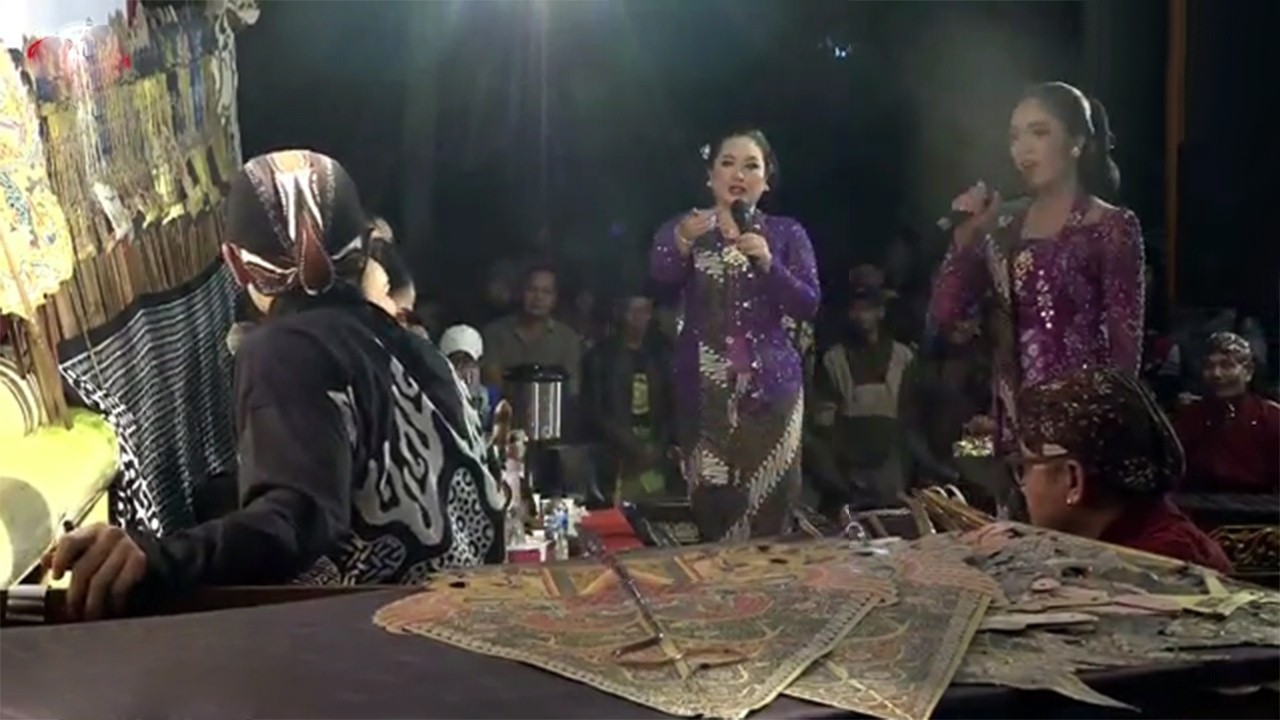 SINDEN TATIN NGAMUK GADHING PAS KONANGAN KANGEN LINTANG KAIRO