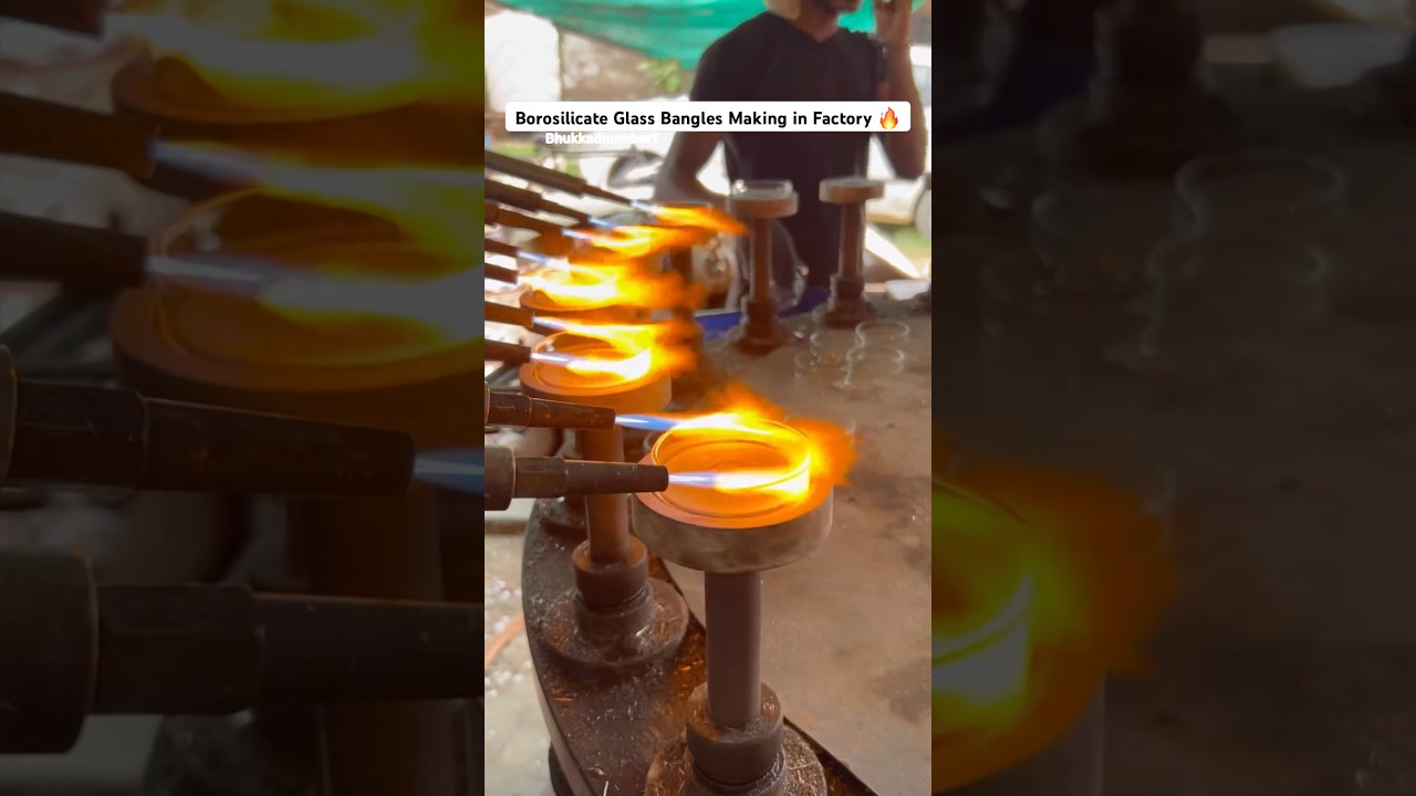 Borosilicate Glass Bangles Making in Factory #youtubeshortsindia #ytshortsindia #bangles #factory