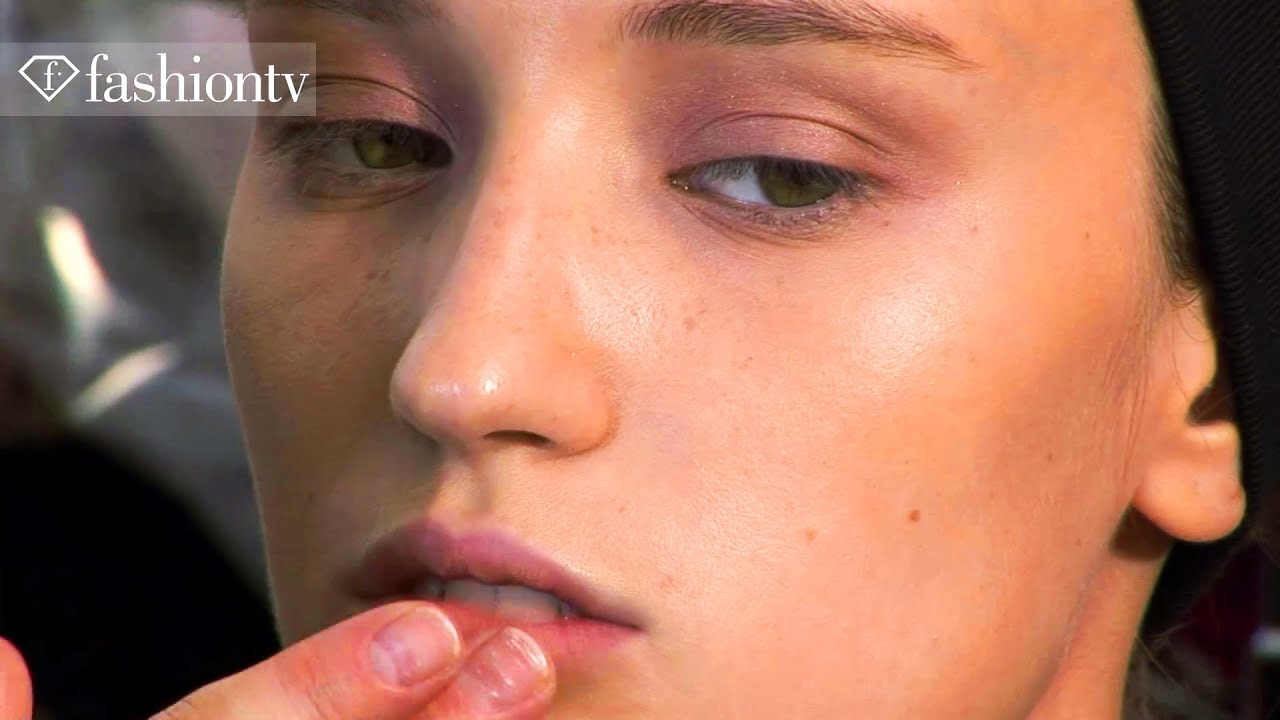 Hair & Makeup - Carven Backstage - Spring 2012 Paris Fashion Week | FashionTV - FTV