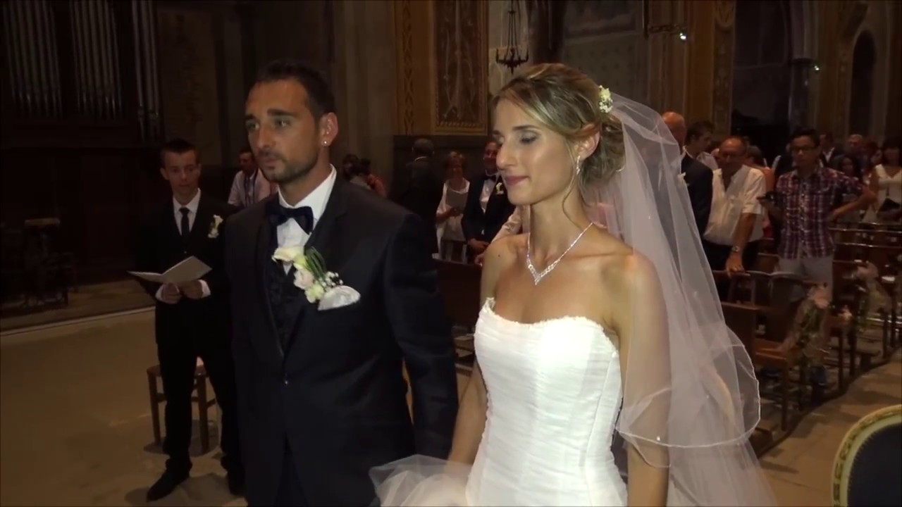 Vid&eacute;o 4'46'' - Une c&eacute;r&eacute;monie religieuse de mariage classique (extraits)