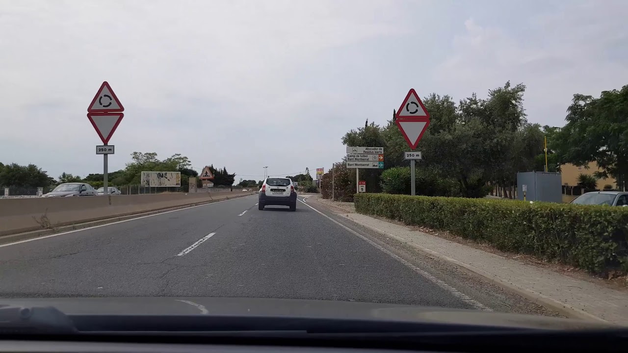 Driving from Reus to Salou