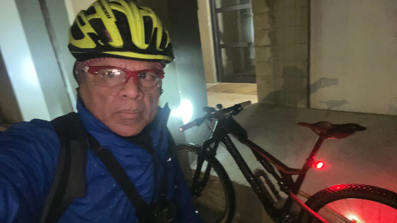 Balade nocturne après boulot sur la pluie 🌧️ 