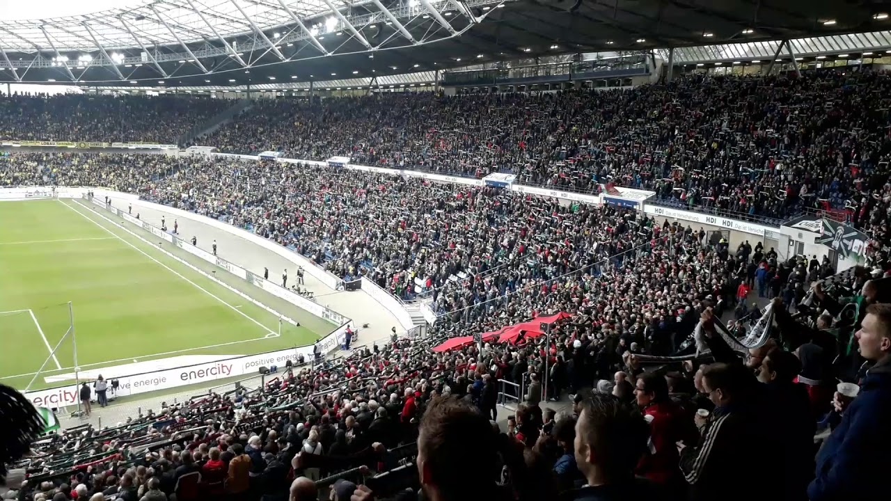 Hannover 96 gegen Dortmund In der HDI Arena  28.10.17 Gewonnen 4:2