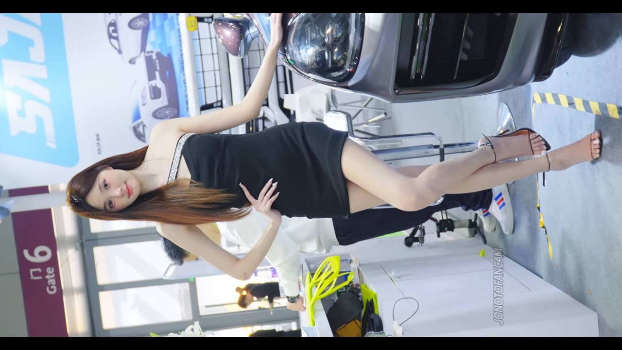 4K 2025深圳改裝車展 車模 #喵喵小寶貝 #beautyleg #레이싱모델 オートサロン 121
