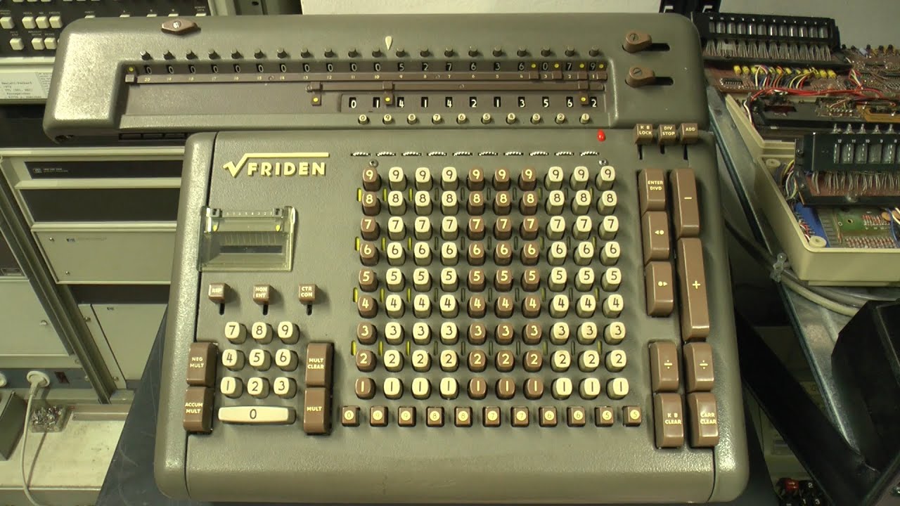 Das Rechnen mit mechanischen Rechenmaschinen - von Leibniz bis zum Friden Wurzelautomaten