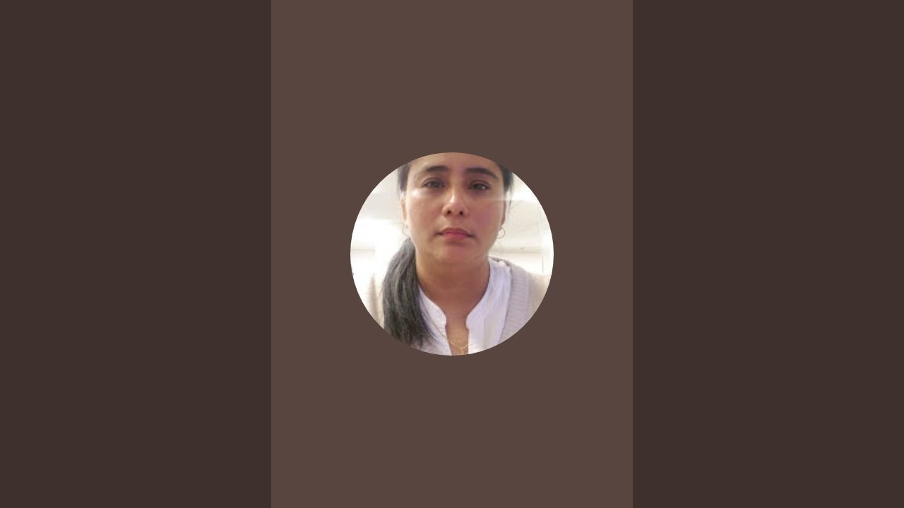 khin moe is live!