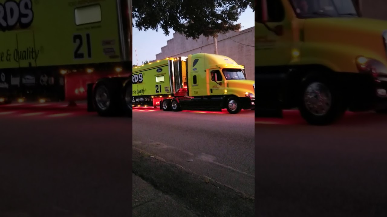 2019 Darlington hauler parade