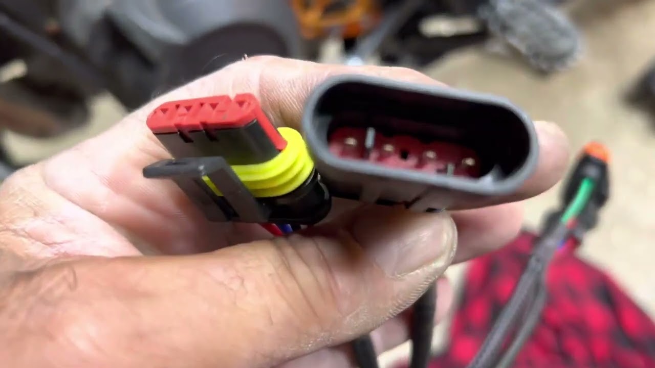 Coober LM Device on 890 adventure R 2022
