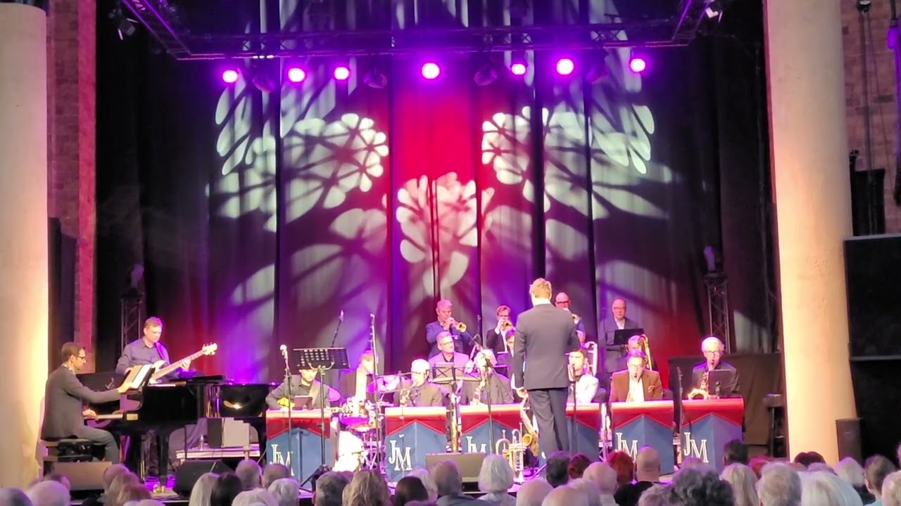 Molenaar Big Band - ol.v Loet van der Lee - Africaine