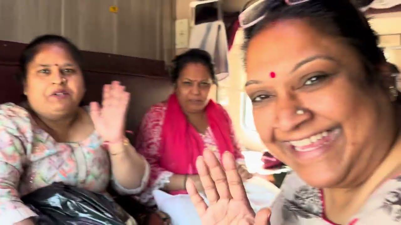 Shirdi yatra vlogs🙏🏻||Train journey||Jalandhar to Shirdi🚂||Ladies trips