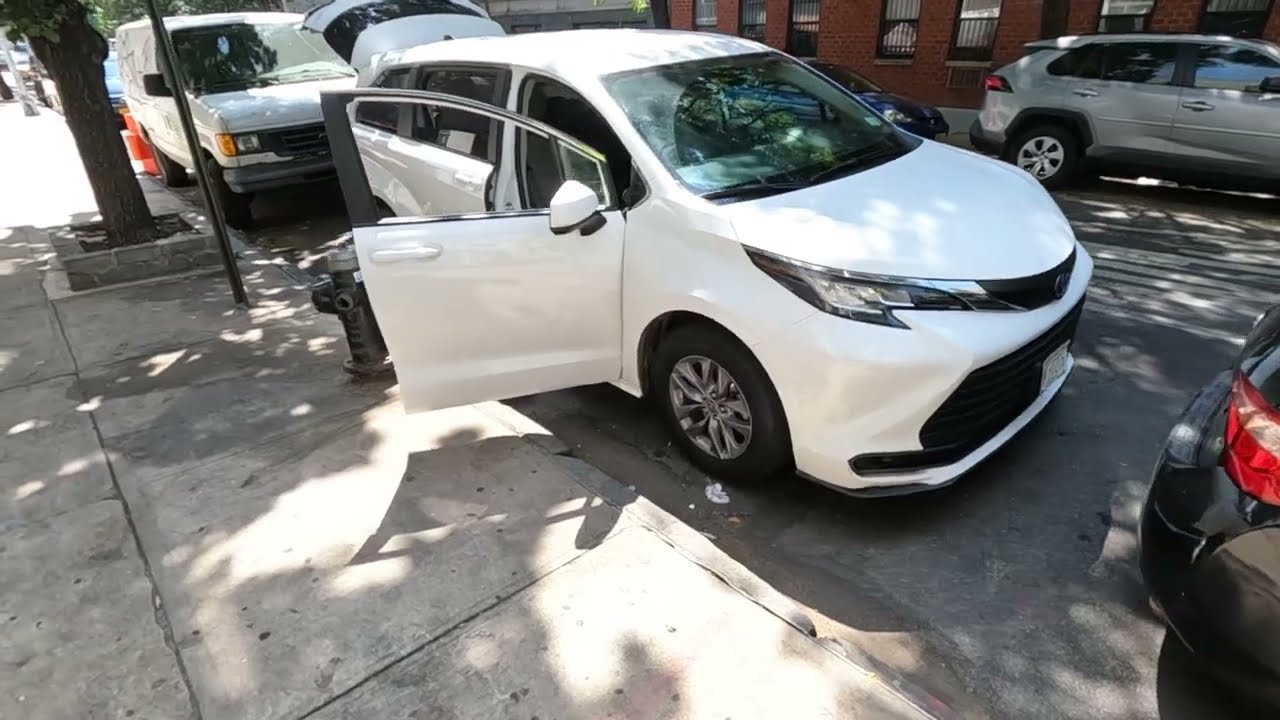 Как заменить зеркало и дверную панель на Toyota Sienna 21 23 2021 2022 2023 2024 2025