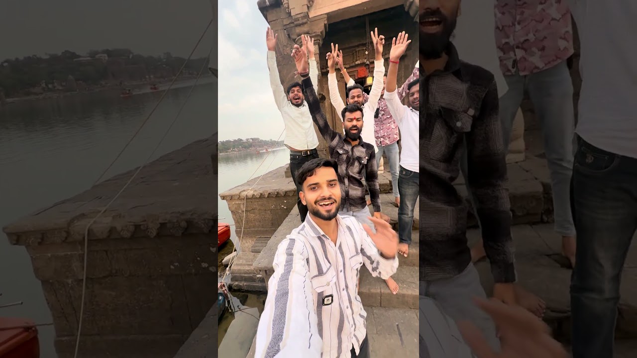 Narmada Ke Beech Basa Shiv Mandir 😳 | Baneshwar Mahadev Maheshwar #minivlog #maheshwari