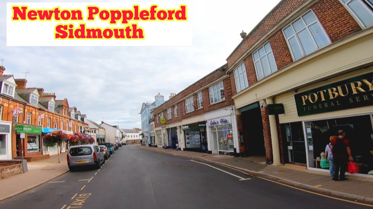 A Mattys drive with us production 10/09/22 Newton Poppleford - Sidmouth Devon countryside England UK